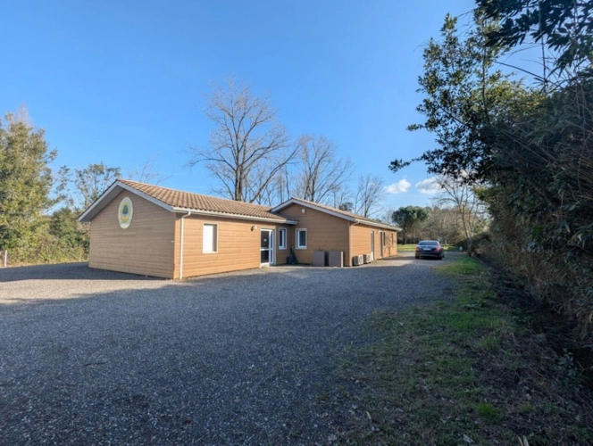 Photos 2 - Tourist - Estate of 4950m2 with two houses and outbuilding MERIGNAC (33)
