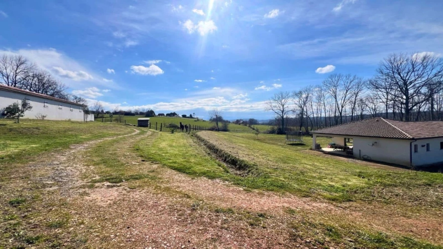Photos 6 - Équestre - Propriété équestre clé en main de 2,5 hectares (65)
