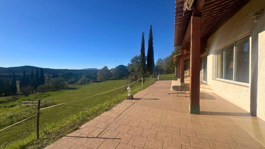 Photos 7 - Équestre - Propriété équestre de 3 hectares en Provence Verte (83)