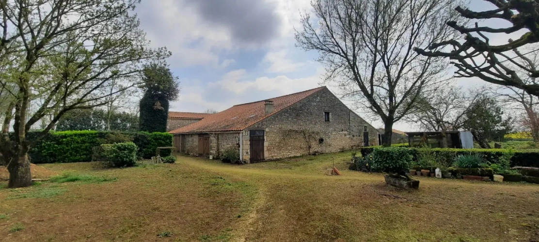 Photos 3 - Équestre - Propriété idéale chevaux- 2,2 ha – 10 mn FONTENAY LE COMTE (85)