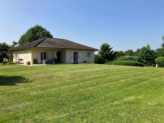 Photos 1 - Équestre - Propriété équestre à fort potentiel