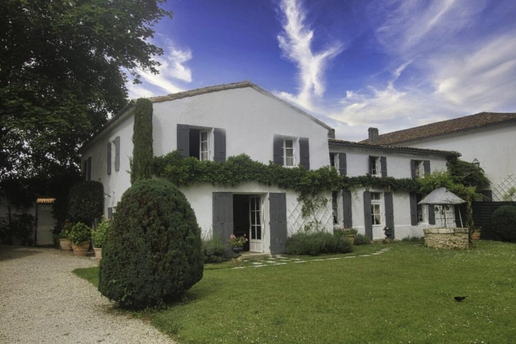 Photos 1 - Prestige - Maison de caractère