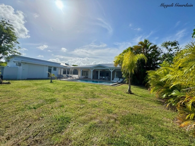 Photos 9 - Prestige - EN EXCLUSIVITE - A VENDRE - VILLA DE PRESTIGE MEUBLEE AVEC VUE MER - SAINT FRANCOIS