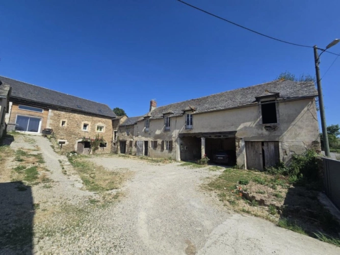 Photos 1 - Touristique - Maison et dépendances