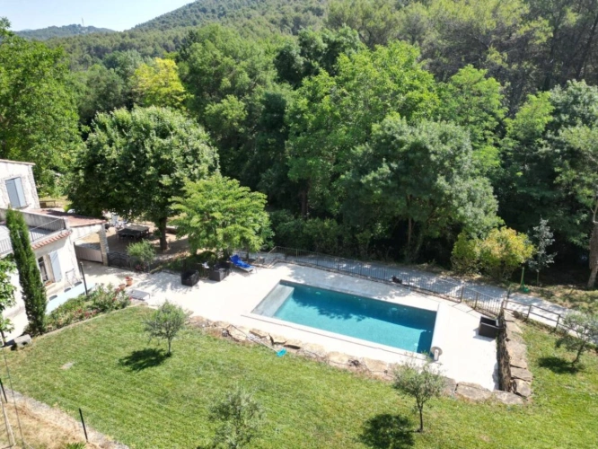 Photos 7 - Équestre - RARE PROPRIÉTÉ ÉQUESTRE SUR 11 796 m² - Auriol (13)