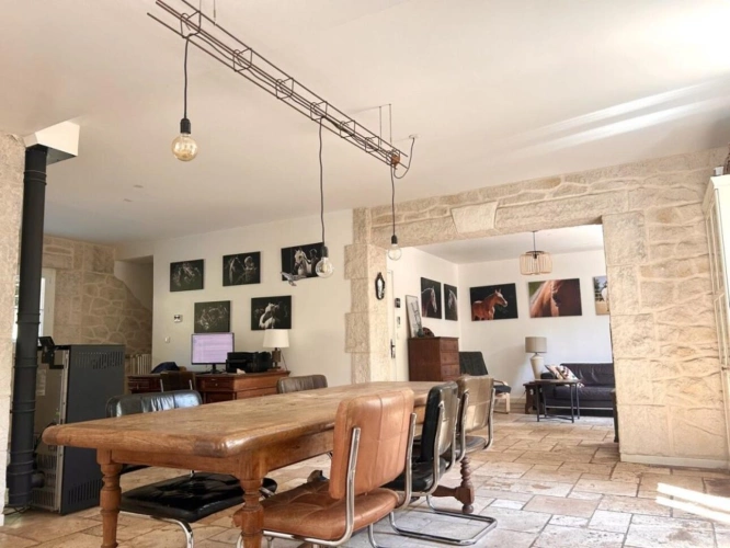 Photos 12 - Équestre - RARE PROPRIÉTÉ ÉQUESTRE SUR 11 796 m² - Auriol (13)