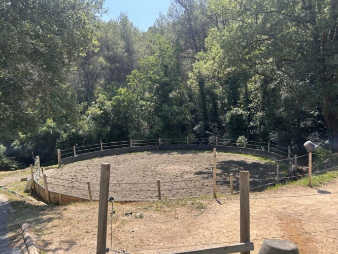 Photos 27 - Équestre - RARE PROPRIÉTÉ ÉQUESTRE SUR 11 796 m² - Auriol (13)