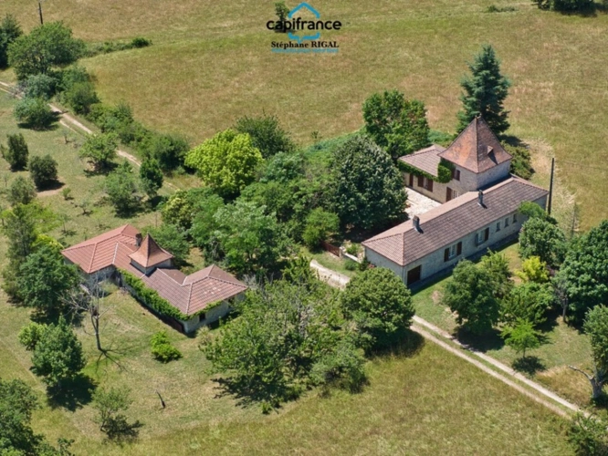 Photos 27 - Équestre - Propriete à vendre 5 pièces MAUROUX (46) Maison de 140m2 habitables, dépendance de 90m2 sur 6ha de terrain
