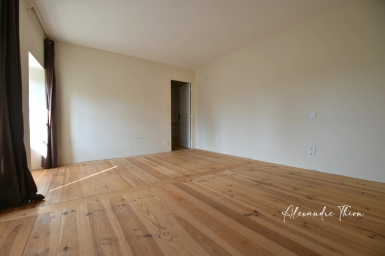 Photos 7 - Prestige - Maison à vendre 23 pièces JUJURIEUX (01)