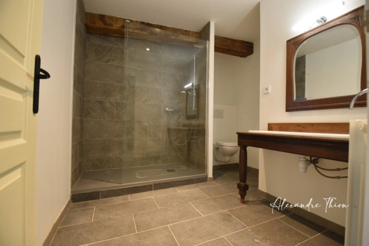 Photos 10 - Prestige - Maison à vendre 23 pièces JUJURIEUX (01)