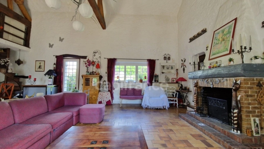 Photos 13 - Touristique - Dpt Essonne (91), à vendre proche de Méréville propriété 8 pièces avec maisonnette, jardin clos, cave et garage