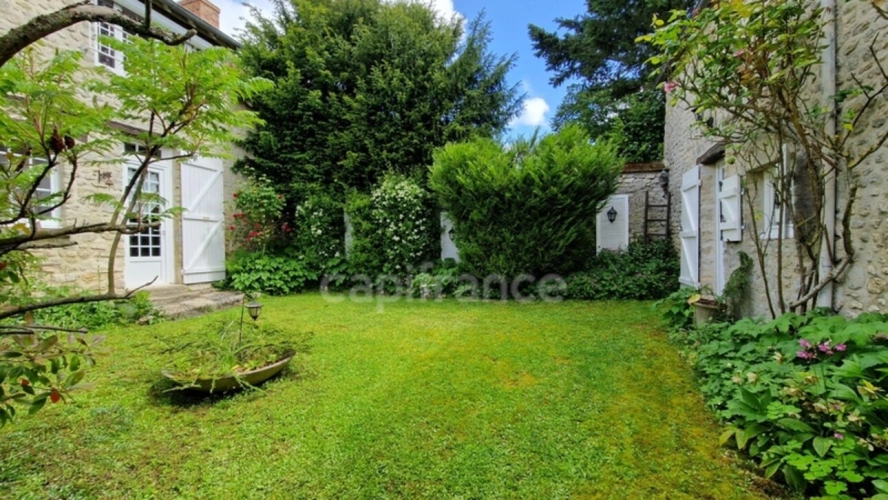 Photos 30 - Touristique - Dpt Essonne (91), à vendre proche de Méréville propriété 8 pièces avec maisonnette, jardin clos, cave et garage