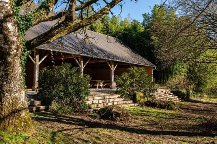 Photos 11 - Touristique - Dpt Morbihan (56), à vendre LE FAOUET Propriété du 19ème de 890 m² sur Domaine de 8 Hectares