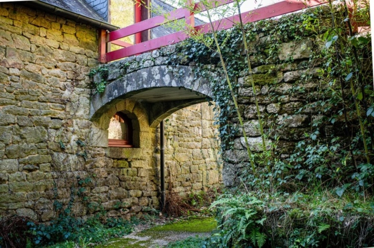 Photos 12 - Touristique - Dpt Morbihan (56), à vendre LE FAOUET Propriété du 19ème de 890 m² sur Domaine de 8 Hectares