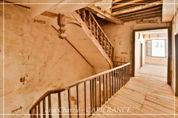 Photos 6 - Touristique - Grange à rénover dans le village 5 pièces CASTELNAU D'AUZAN (32) DE PLUS DE DEUX SIÈCLES AVEC VESTIGES DE L’ANCIEN CHÂTEAU