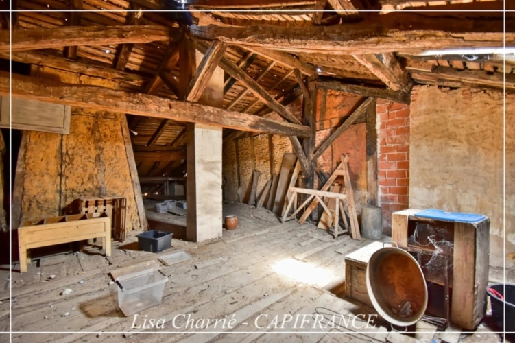 Photos 9 - Touristique - Grange à rénover dans le village 5 pièces CASTELNAU D'AUZAN (32) DE PLUS DE DEUX SIÈCLES AVEC VESTIGES DE L’ANCIEN CHÂTEAU