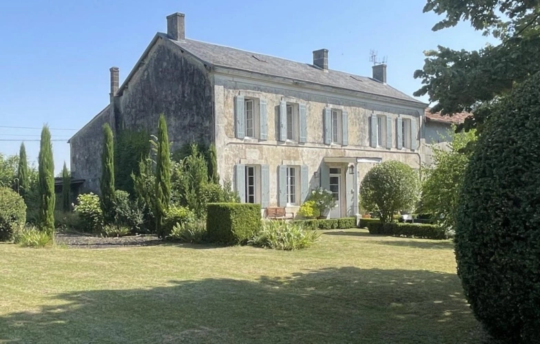 Photos 19 - Prestige - Maison de maître
