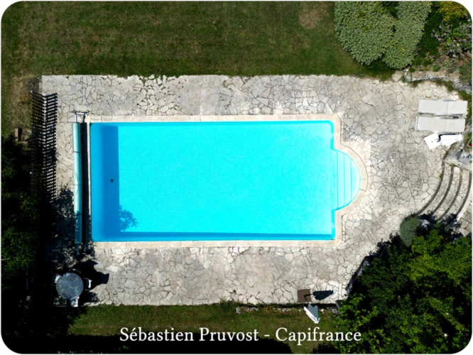 Photos 9 - Prestige - Propriete à vendre 5 pièces proche de BRANTOME (24), 180m2 hab., 4 chambres, gîte 30m2, piscine 12x6, grange, 25000m2 terrain