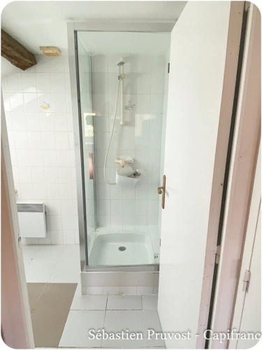 Photos 37 - Prestige - Propriete à vendre 5 pièces proche de BRANTOME (24), 180m2 hab., 4 chambres, gîte 30m2, piscine 12x6, grange, 25000m2 terrain