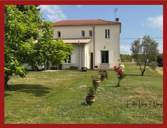 Photos 1 - Prestige - MAISON EN PIERRE