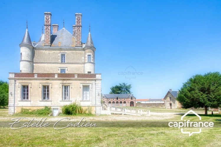 Photos 6 - Prestige - Propriété d’exception  – Château XIXe à CHANTONNAY (85)