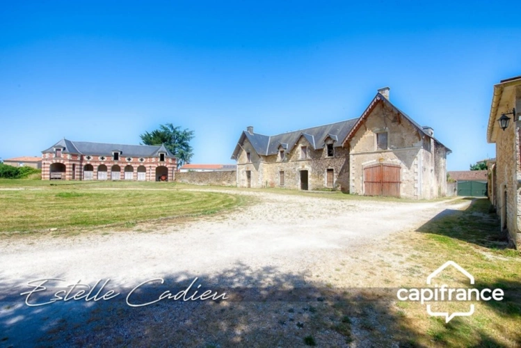 Photos 28 - Prestige - Propriété d’exception  – Château XIXe à CHANTONNAY (85)