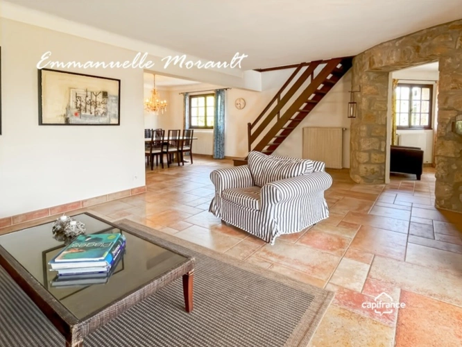 Photos 9 - Prestige - Propriété à vendre 8 pièces avec piscine et grand parc à BAGNOLS EN FORET (83)