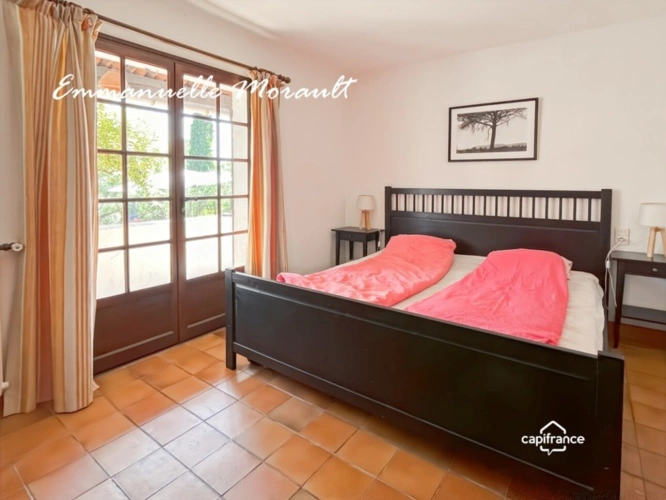 Photos 15 - Prestige - Propriété à vendre 8 pièces avec piscine et grand parc à BAGNOLS EN FORET (83)
