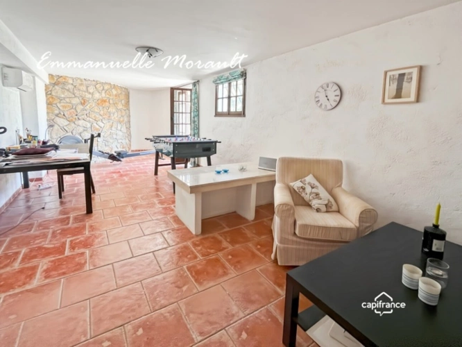 Photos 24 - Prestige - Propriété à vendre 8 pièces avec piscine et grand parc à BAGNOLS EN FORET (83)