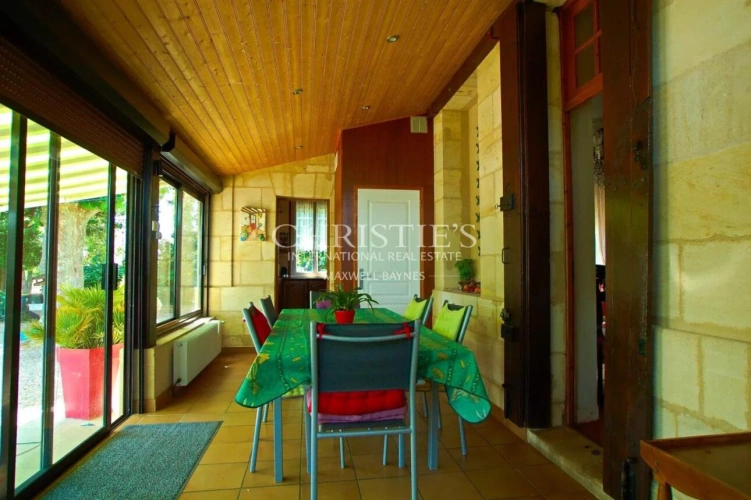 Photos 8 - Prestige - Propriété de charme composée d'une maison de maitre, d'un ancien chai, d'une seconde maison et d'un petit vignoble en fermage