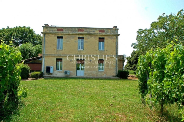 Photos 22 - Prestige - Propriété de charme composée d'une maison de maitre, d'un ancien chai, d'une seconde maison et d'un petit vignoble en fermage