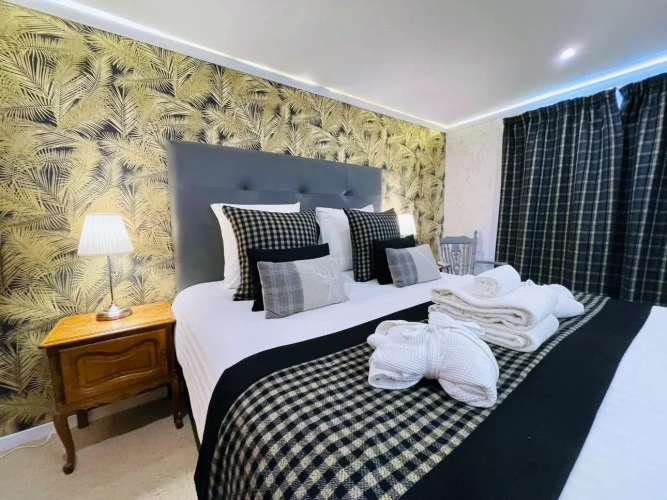 Photos 2 - Touristique - Petit Hôtel & Spa/B&B de 5 Chambres et appartement privé spacieux