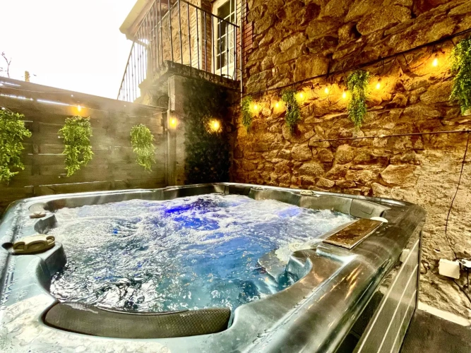 Photos 4 - Touristique - Petit Hôtel & Spa/B&B de 5 Chambres et appartement privé spacieux