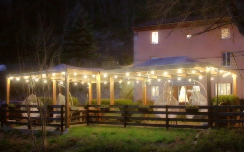 Photos 11 - Touristique - Petit Hôtel & Spa/B&B de 5 Chambres et appartement privé spacieux