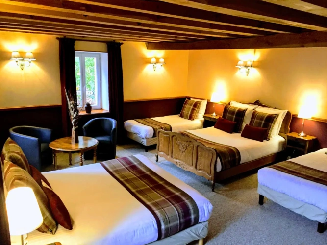 Photos 13 - Touristique - Petit Hôtel & Spa/B&B de 5 Chambres et appartement privé spacieux