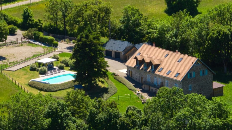 Photos 1 - Prestige - Ancien corps de ferme entièrement rénové