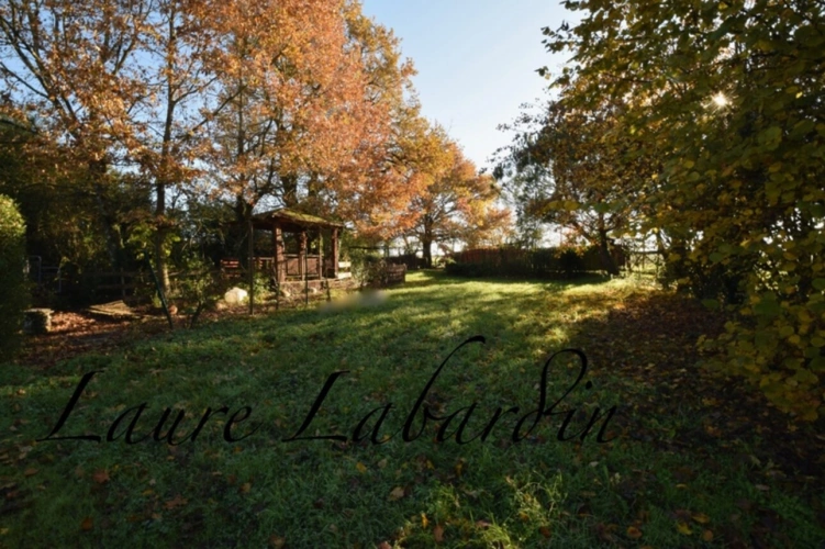 Photos 9 - Touristique - Domaine à vendre, une maison, des chambres d'hôtes et 2 appartements à SAINTE BAZEILLE (47)