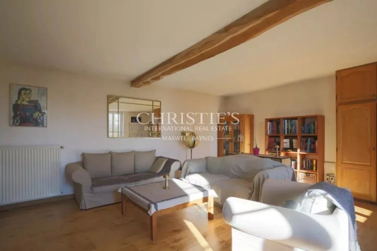 Photos 19 - Prestige - Charmante propriété composée d’une maison en pierre et d’un gîte  au cœur d'un secteur vallonné
