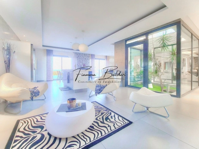 Photos 11 - Prestige - À vendre Propriété - Villa d'architecte 225m², Terrain 4 116m² à vendre, Vue mer, Folelli, Penta di Casinca, Haute-Corse (20)