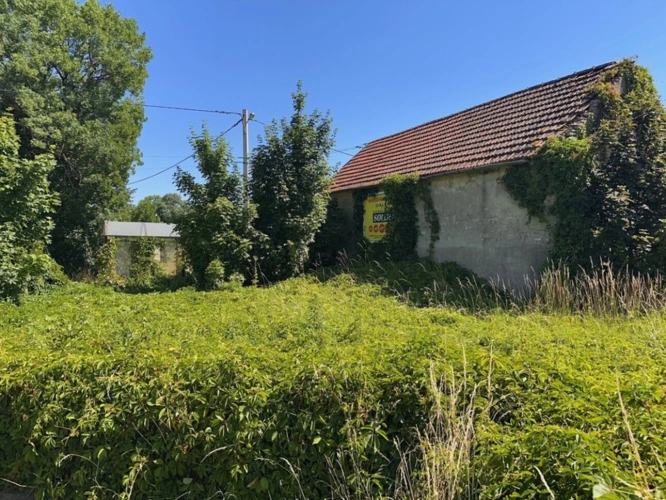 Photos 1 - Touristique - Saussy à 15 mn de Dijon nord grange à rénover
