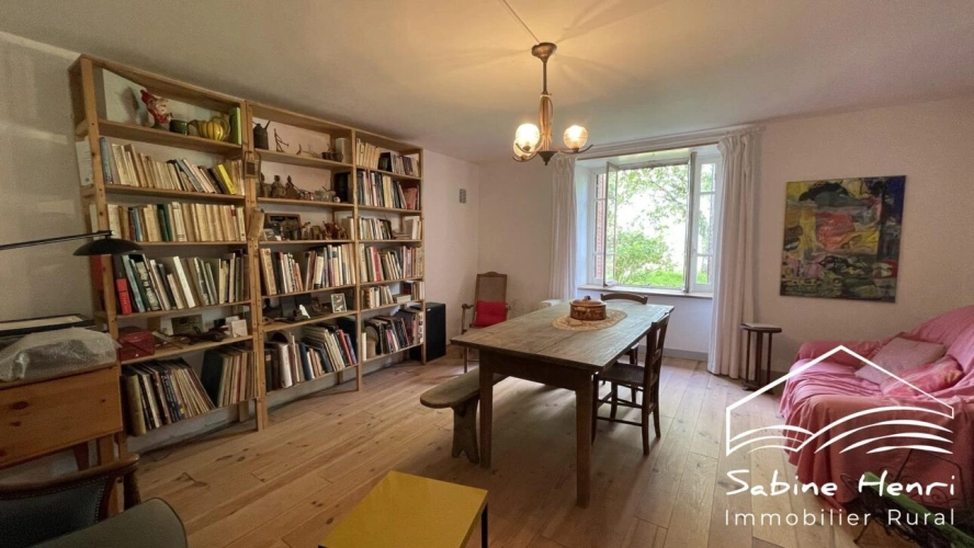 Photos 4 - Prestige - Maison Atypique avec de très belles dépendances