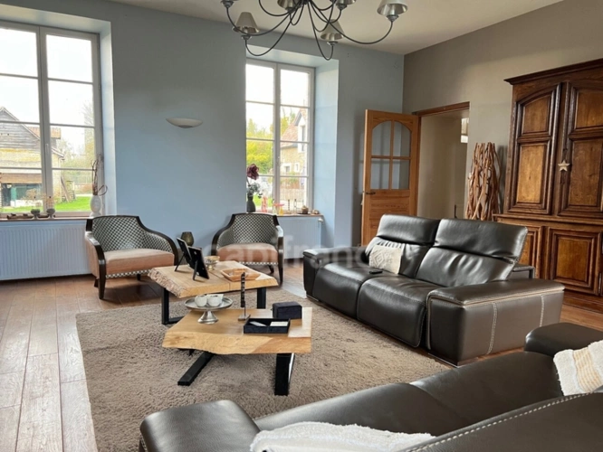 Photos 2 - Équestre - À VENDRE - HESDIN L'ABBÉ - CORPS DE FERME RÉNOVÉ - DOMAINE EQUESTRE - CAPACITÉ DE L'ENSEMBLE 468 M2 - HABITATION PRINCIPALE 8 PIÈCES - GARAGE - PISCINE 32 M2 - TERRAIN CLOS - DÉPENDANCES