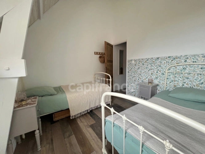 Photos 24 - Équestre - À VENDRE - HESDIN L'ABBÉ - CORPS DE FERME RÉNOVÉ - DOMAINE EQUESTRE - CAPACITÉ DE L'ENSEMBLE 468 M2 - HABITATION PRINCIPALE 8 PIÈCES - GARAGE - PISCINE 32 M2 - TERRAIN CLOS - DÉPENDANCES