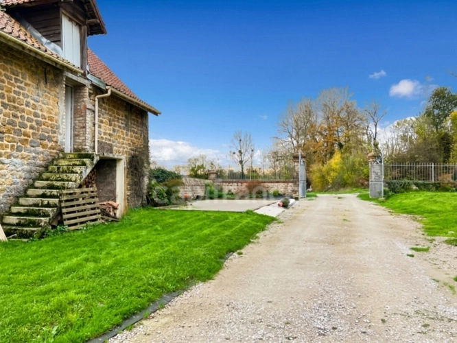 Photos 32 - Équestre - À VENDRE - HESDIN L'ABBÉ - CORPS DE FERME RÉNOVÉ - DOMAINE EQUESTRE - CAPACITÉ DE L'ENSEMBLE 468 M2 - HABITATION PRINCIPALE 8 PIÈCES - GARAGE - PISCINE 32 M2 - TERRAIN CLOS - DÉPENDANCES