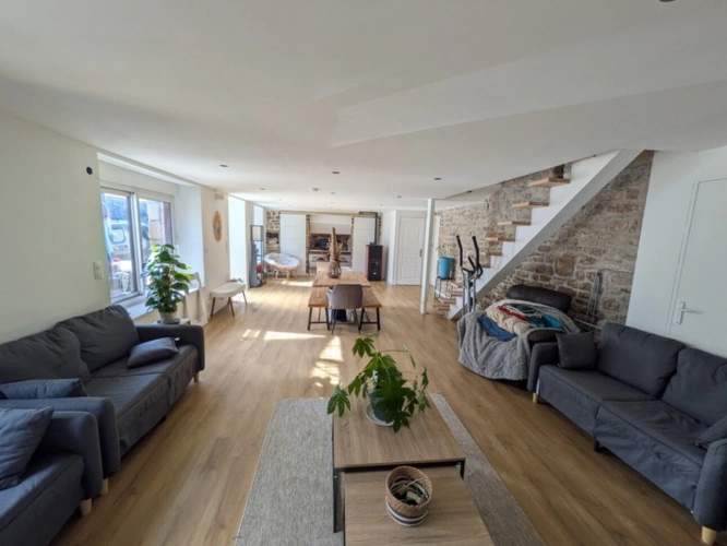 Photos 2 - Prestige - Séglien en campagne longère en pierre rénovée avec vie de plain pied de 219m², garage, atelier et dépendance parcelle de 7125m²