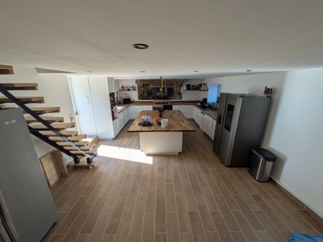 Photos 5 - Prestige - Séglien en campagne longère en pierre rénovée avec vie de plain pied de 219m², garage, atelier et dépendance parcelle de 7125m²