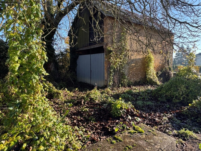 Photos 1 - Touristique - Dpt Maine et Loire (49), à vendre proche de DURTAL Grange de 38,34 m² - Terrain de 200,00 m²