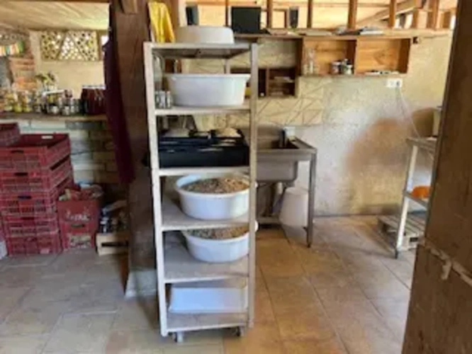 Photos 3 - Agricultural - 50 ha (Paysan boulanger, fromagerie, restauration)
