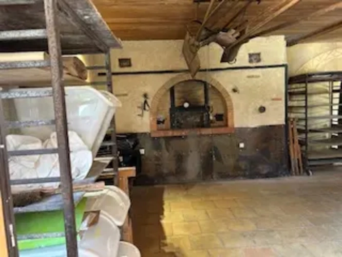 Photos 4 - Agricultural - 50 ha (Paysan boulanger, fromagerie, restauration)