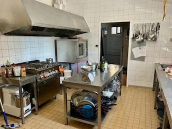 Photos 7 - Prestige - LA PALUD SUR VERDON Gite avec cuisine professionnelle, piscine et  Visite 12 juillet 7 et 8 aout
